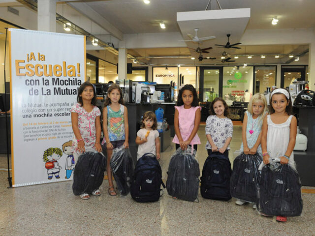 Entrega de mochilas