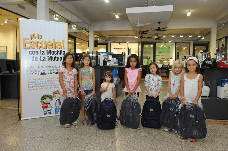 Entrega de mochilas